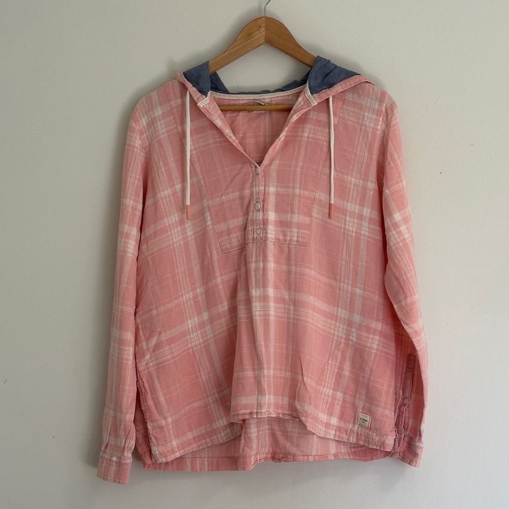 L..L. Bean Women’s Large Pink Plaid Cotton Linen Hooded Shirt. 1/4 Button Up